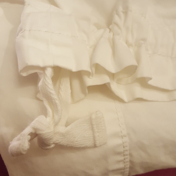 Banana Republic 💙White Cropped Cargo Pants - Picture 8 of 8